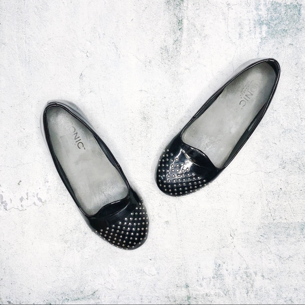 Vionic Bondi Ballet Flat Patent Leather with Studs